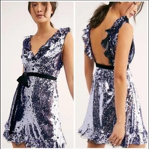 Free people siren blue sequin dress NWT size 6 (perfect for NYE party 😉)